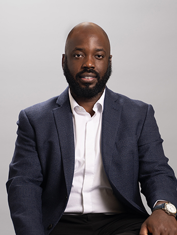 Headshot Olujoseph